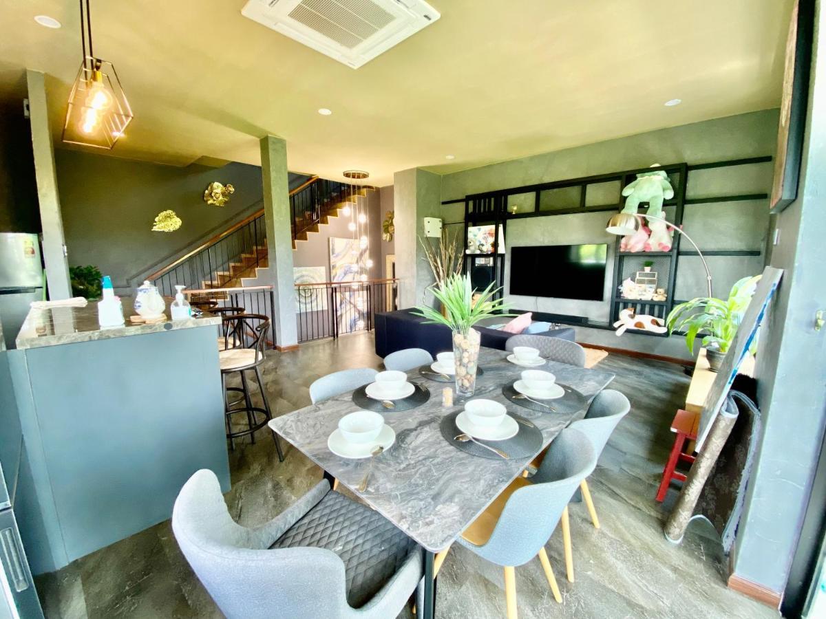 Faizal Madhi Homestay Kuching Exterior photo