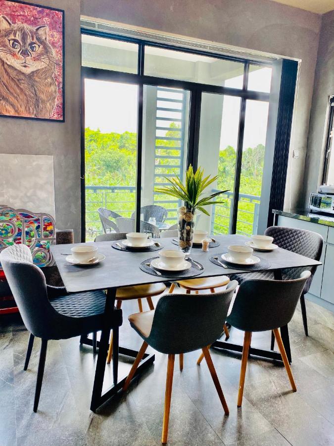 Faizal Madhi Homestay Kuching Exterior photo
